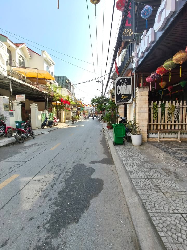 Nhà phố Hội An 179m² giá 26.69 tỷ - Đầu tư sinh lời cao!