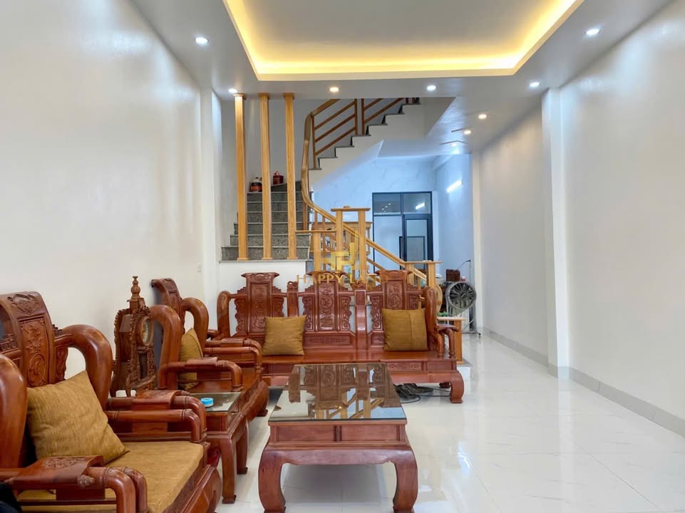 Nhà hướng Nam tại Phường Nam Bình, 68m² giá 5 tỷ - Gần bệnh viện 700 giường!