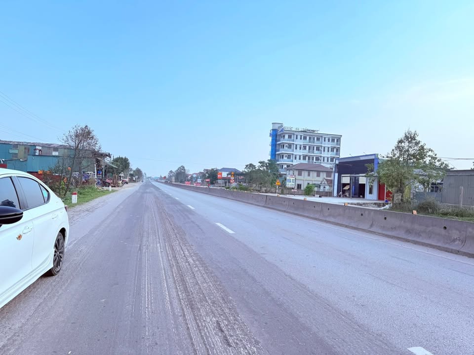 Đất nền Quốc Lộ 1A, Thiên Lộc 200m² giá 3 tỷ - Cơ hội đầu tư hấp dẫn!