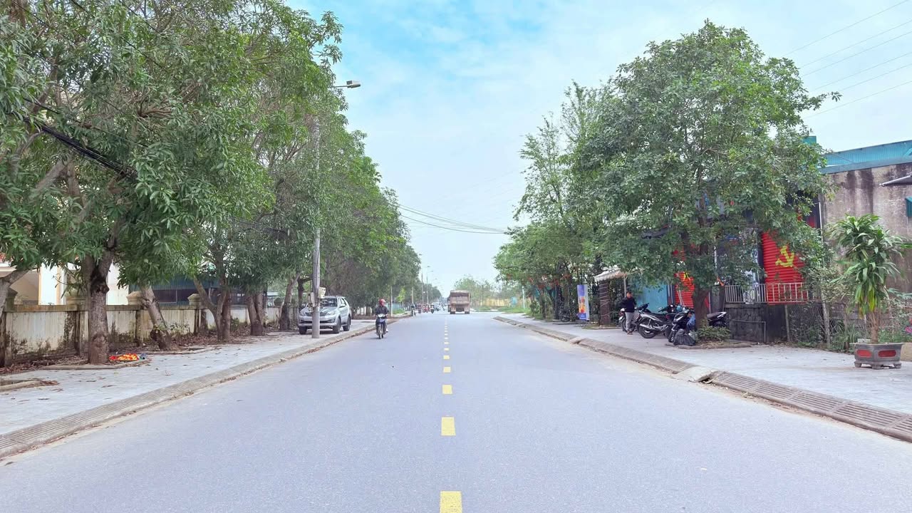 Đất mặt tiền đường Lê Hồng Phong, phường Thành Sen, 126m² - Kinh doanh sôi động!