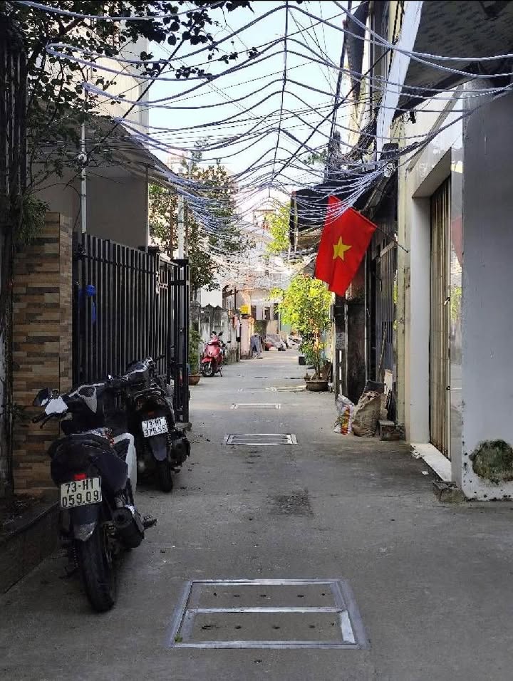 Nhà kiệt Nguyễn Công Trứ, Sơn Trà 71m² giá 5 tỷ - Siêu hiếm với mặt tiền 15,9m!