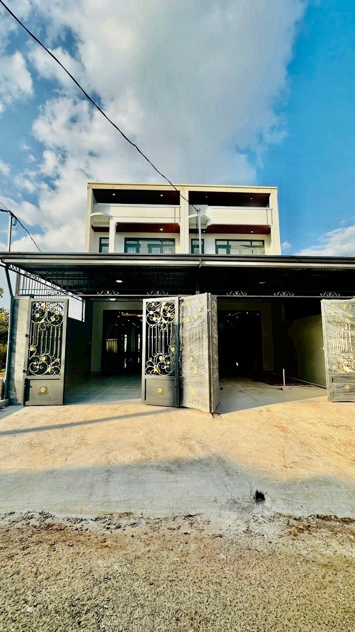 Nhà riêng Hẻm Lương Ngọc Quyến, Pleiku 148m² giá 2.6 tỷ - Không thể bỏ lỡ!