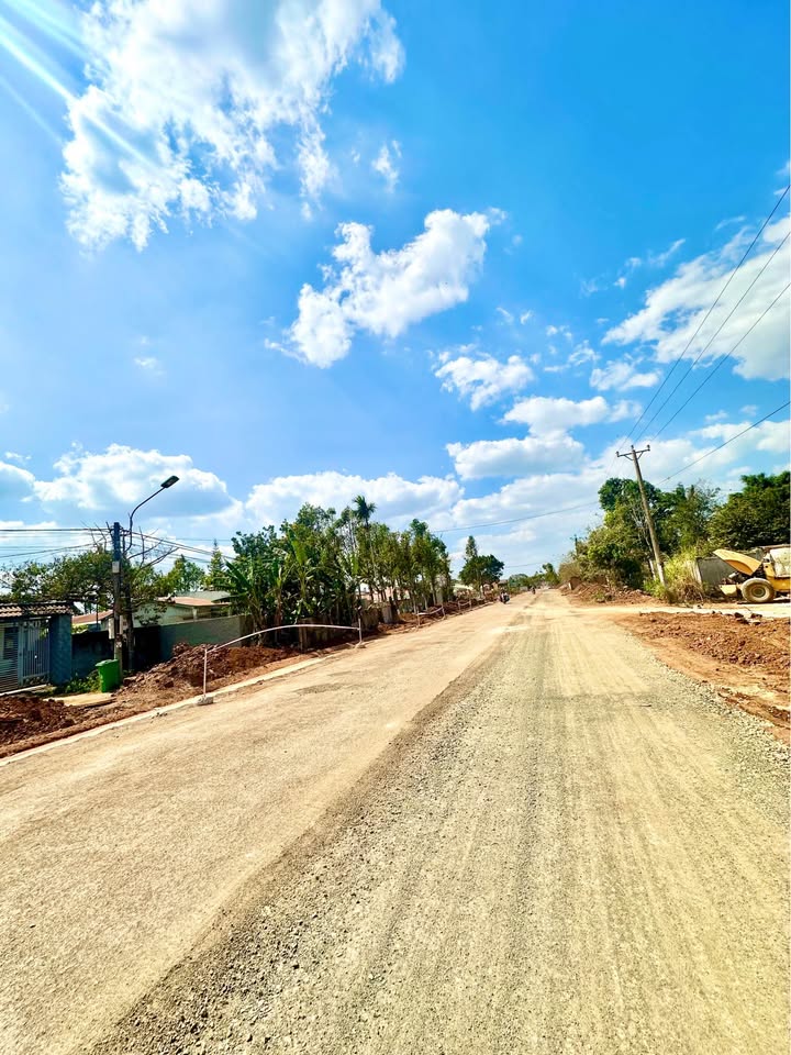 Nhà mặt tiền Dương Minh Châu, 450m², giá 1.6 tỷ - Cơ hội đầu tư tuyệt vời!