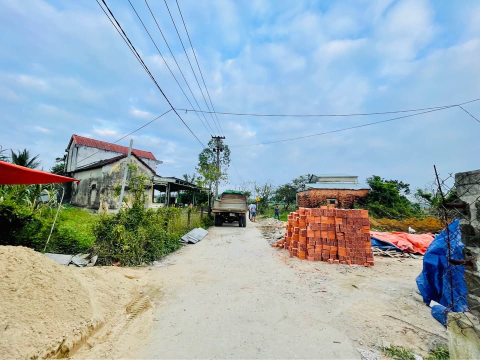 Đất nền KDT Điện Thắng Nam 105m² giá 1.1 tỷ - Đầu tư tiềm năng ngay hôm nay!