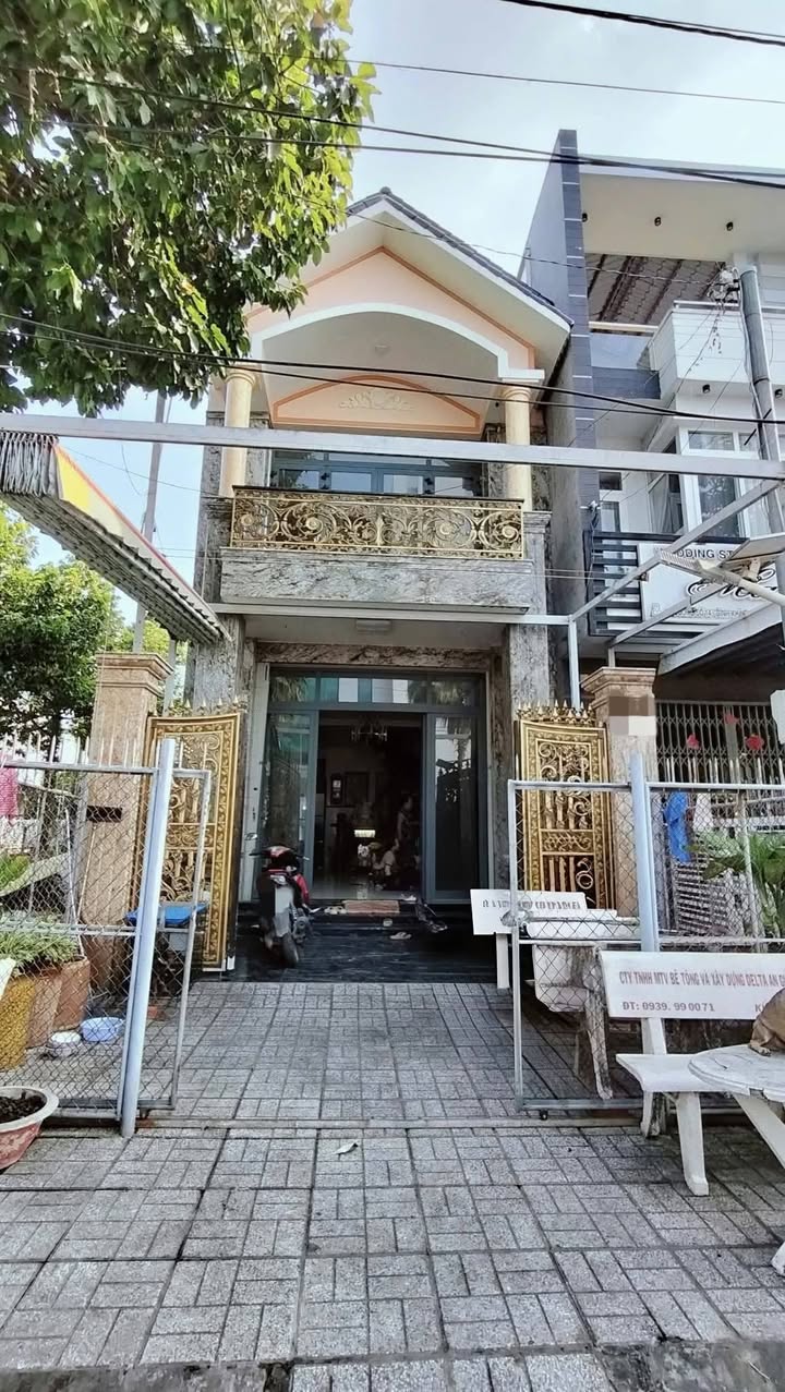 Nhà đẹp gần chợ Sao Mai, Bình Khánh, Long Xuyên, 130m² - Giá thương lượng hấp dẫn!