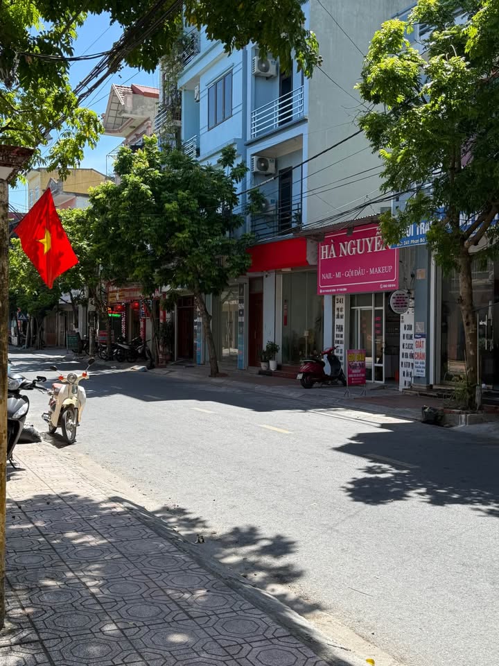 Nhà mặt đường Phan Bá Vành, Quận Bắc Từ Liêm, 50m² giá chỉ 5 tỷ - Chính chủ bán gấp!