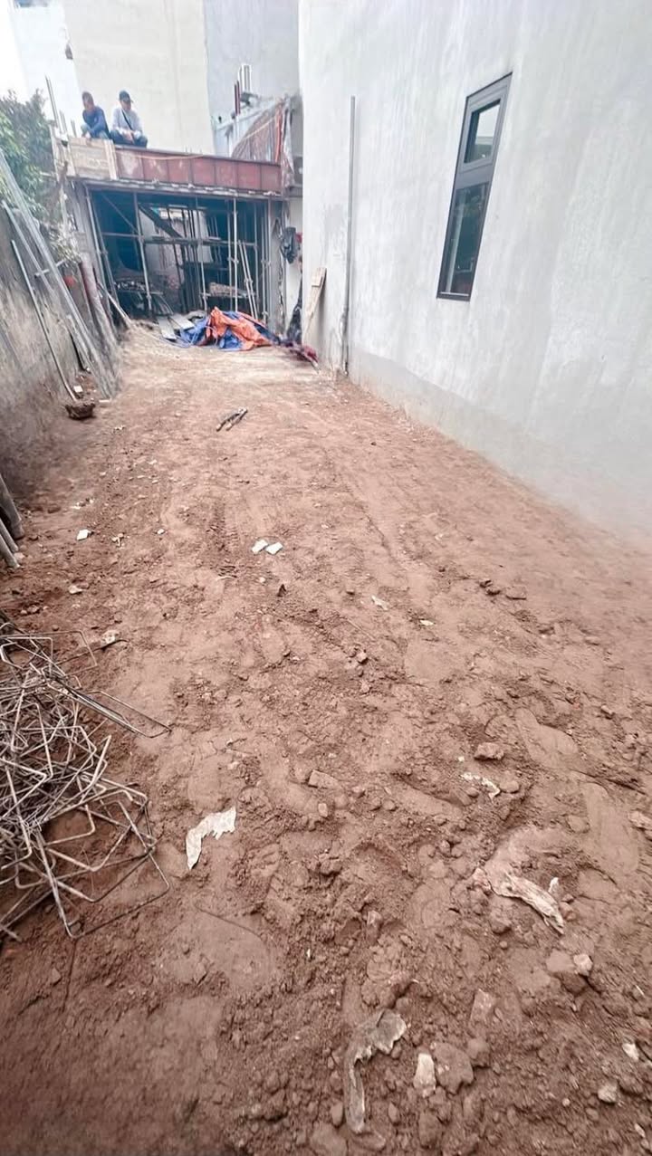 Đất nền Ngọc Thụy, Long Biên 38m² giá 6 tỷ - Nở hậu, ngõ ba gác vào