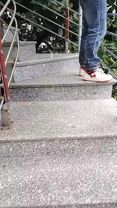 Nhà 2 tầng Trại Mít, Lục Nam 1100m² giá 3 tỷ - Phun nội thất đẹp, chỉ việc vào ở!