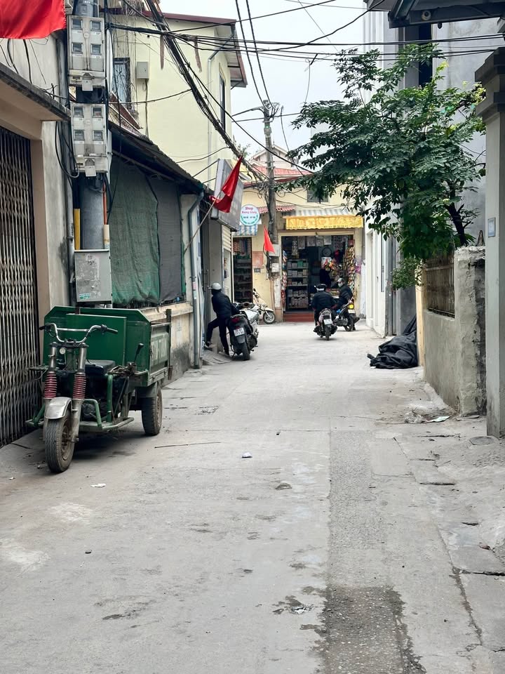 FrontHouse Ngã Tư Canh 40m² giá 7 tỷ - Ô tô đỗ cửa, kinh doanh ngay!