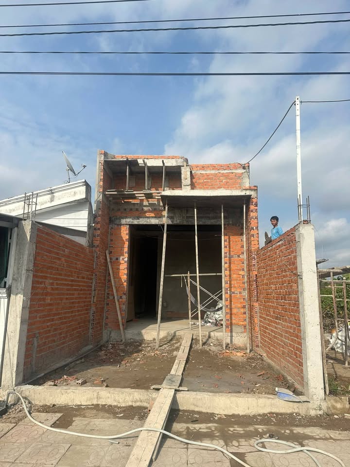 Nhà mới xây dựng KĐT Hoàng Tâm 99m² giá 1.4 tỷ - Giao nhà trước Tết!