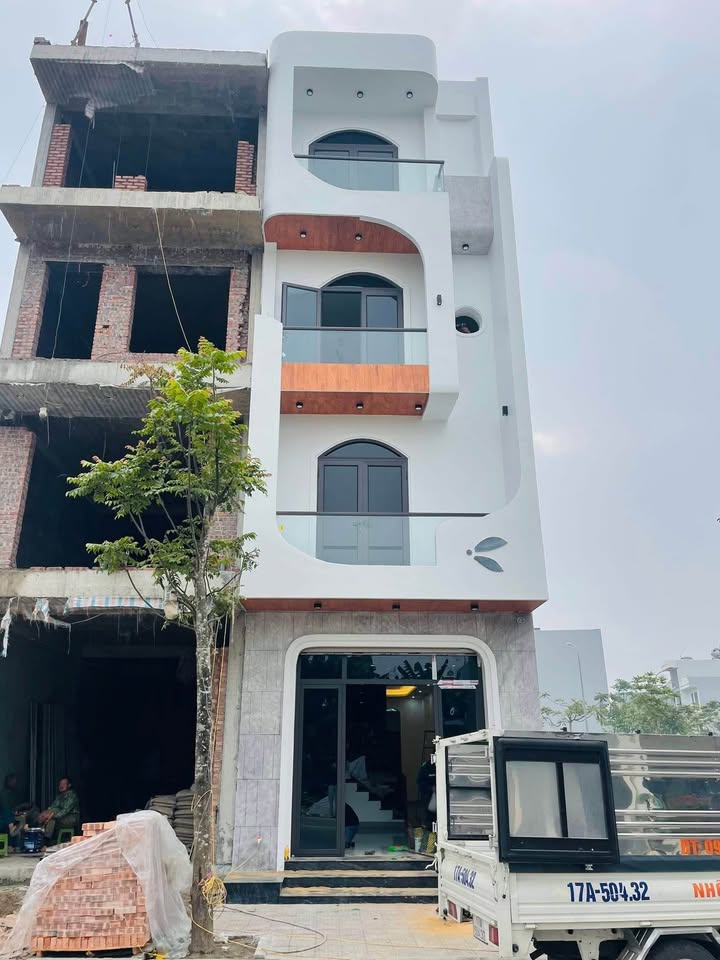 Nhà phố 4 tầng KĐT Vũ Phúc 80m² giá 5 tỷ - Siêu phẩm duy nhất có thang máy!