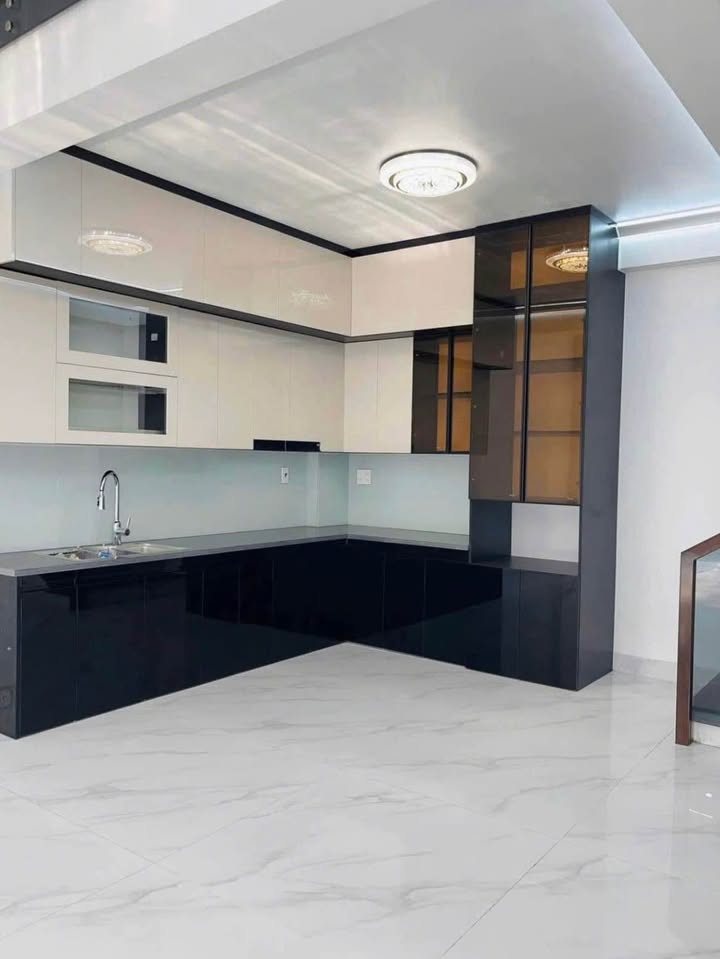 Nhà mặt đường kinh doanh 50m² tại Bồ Xuyên, Thái Bình - Giá chỉ 6 tỷ!