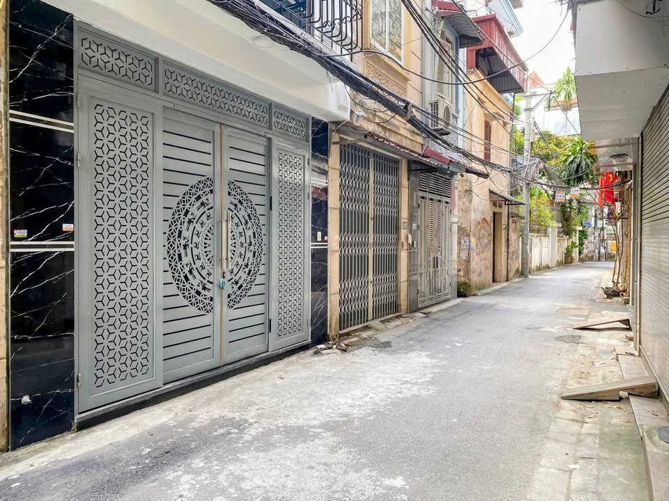 Nhà phố Minh Khai 38m² giá 8 tỷ - Nhà 6 tầng đẹp lung linh!