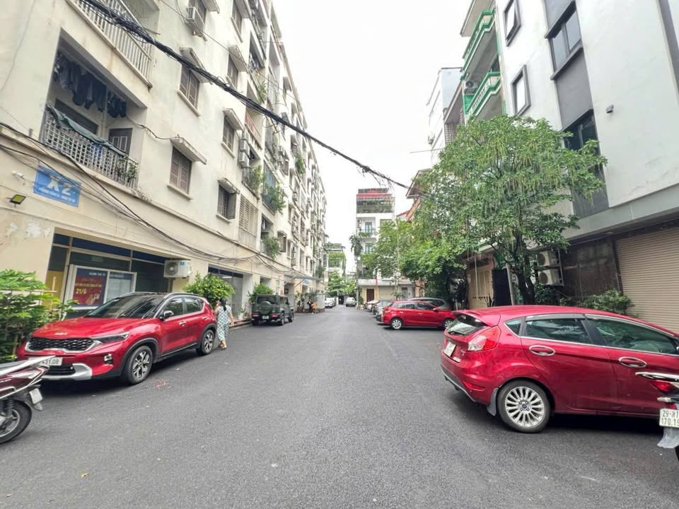 Nhà liền kề Nguyễn Tuân, Thanh Xuân 99m² giá 5x tỷ - Vị trí đắc địa, đầu tư sinh lời!