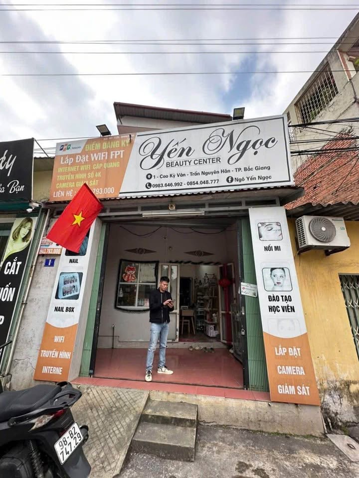 Nhà 2 tầng đường Cao Kỳ Vân, Thị trấn Cao Thượng, 76m² - Kinh doanh tốt, ô tô tránh nhau!