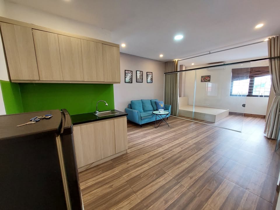 Cho thuê phòng trọ tại Ngõ 123 Trung Kính, 40m² - Full nội thất, tự do giờ giấc!