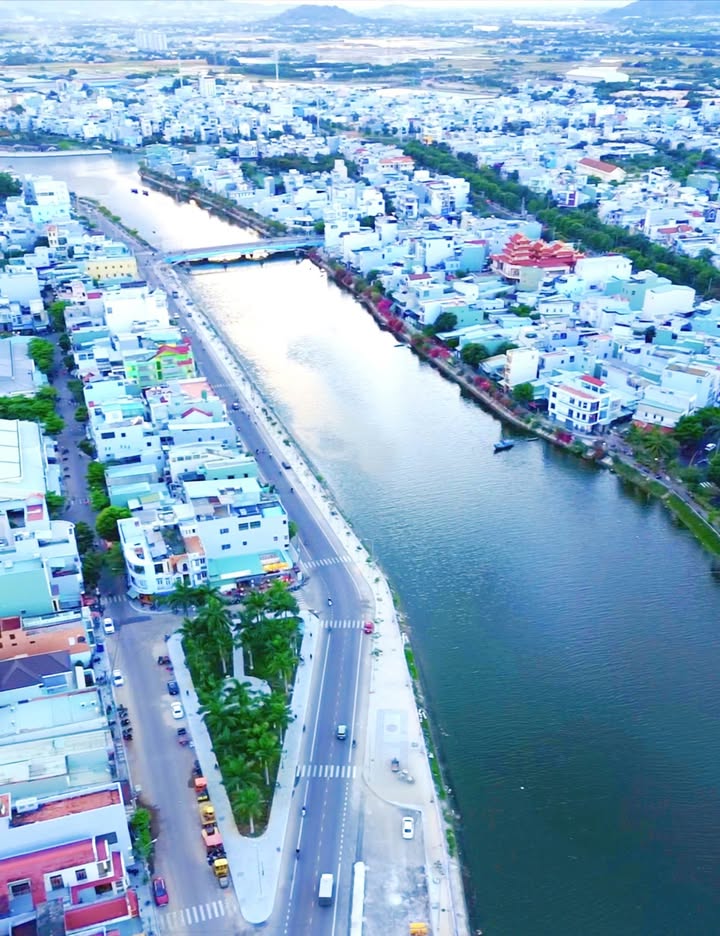 Đất nền mặt tiền Huỳnh Tấn Phát, 100m² giá 4.2 tỷ - Cơ hội đầu tư hấp dẫn!