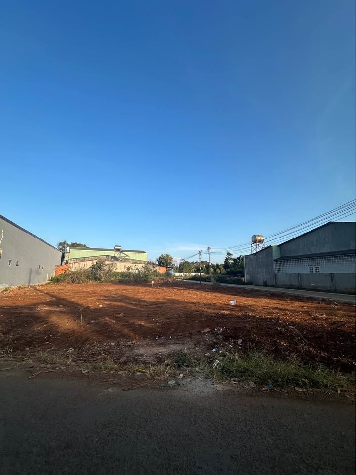 Đất nền góc 700m² Hòa Thắng giá 7.2 tỷ - Kinh doanh siêu lợi nhuận!