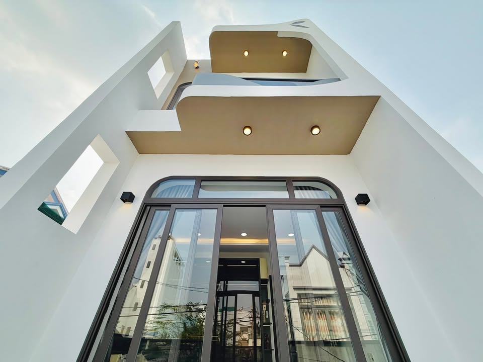 Nhà đẹp xây mới Phan Huy Ích 44m² giá 6.5 tỷ - Sẵn sàng vào ở!