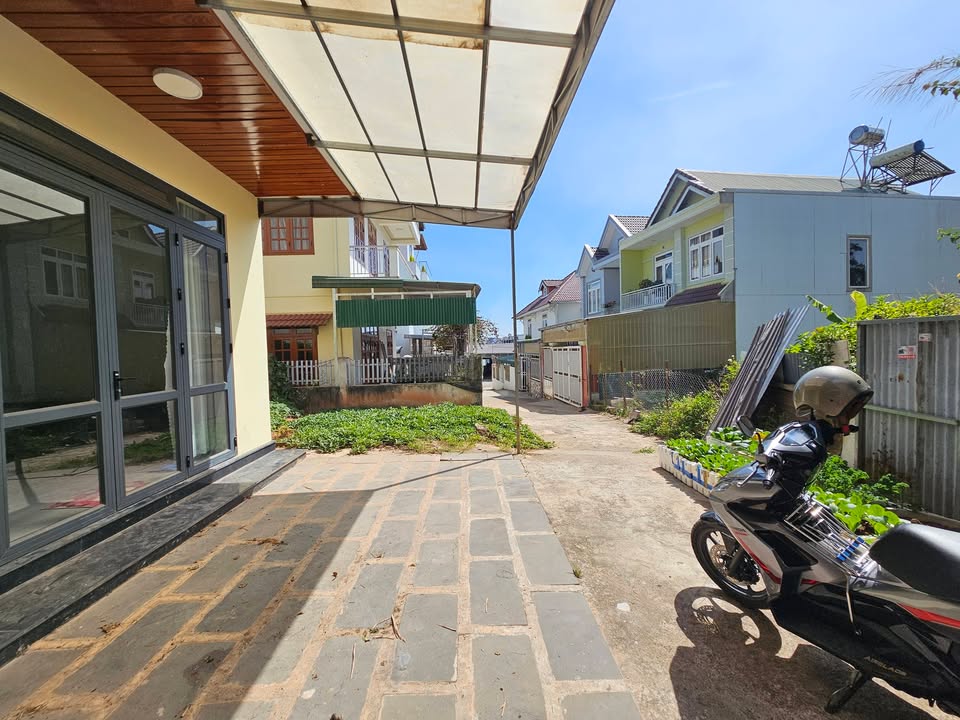 Nhà đẹp Đà Lạt 100m² giá 4.6 tỷ - Không thể bỏ lỡ!