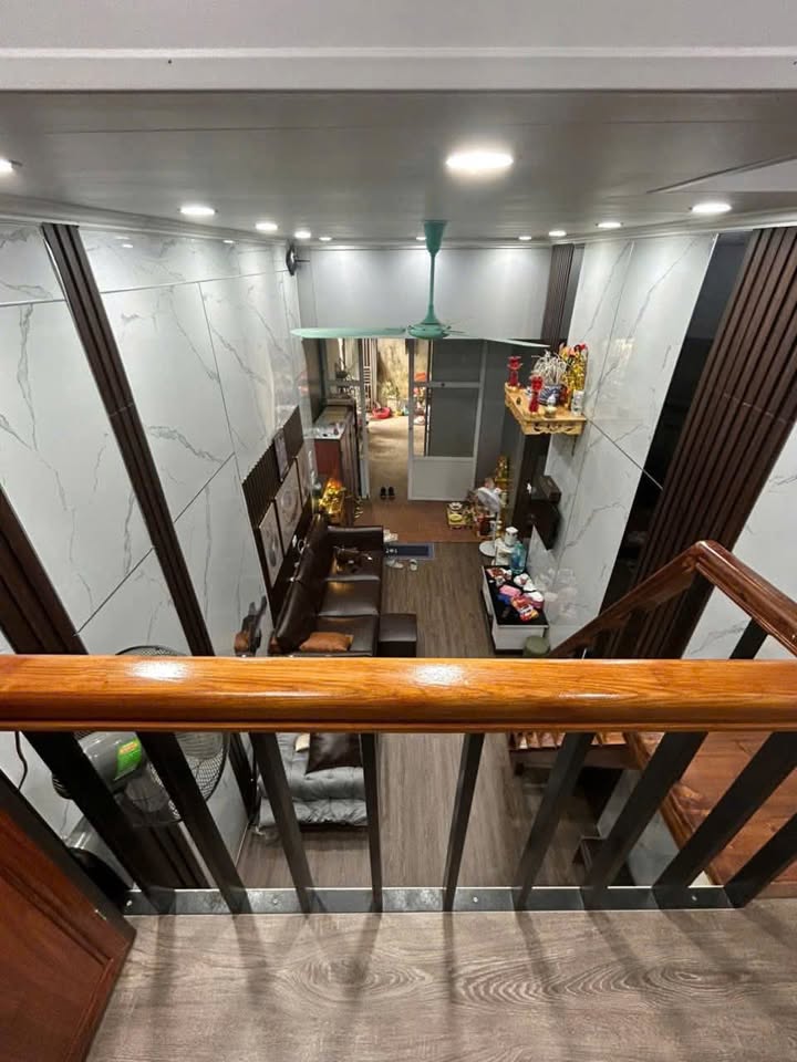 Nhà mặt đất đẹp Phú Sơn 50m² chỉ 1 tỷ - Sở hữu ngay hộ khẩu trung tâm!