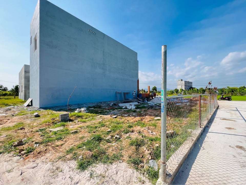 Đất nền KDC Hòa Bình, 100m² giá 780 triệu - Cơ hội đầu tư hấp dẫn!