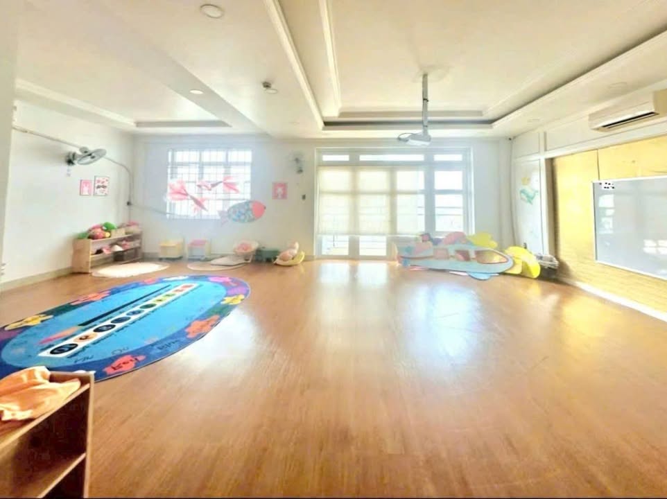 FrontHouse Đường Số 7, Quận Bình Tân, 160m² - Mặt tiền kinh doanh lý tưởng!