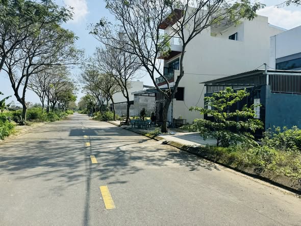 Đất mặt tiền đường Nguyễn Trọng Hợp, 94m², giá 4.8 tỷ - Tiềm năng đầu tư lớn!