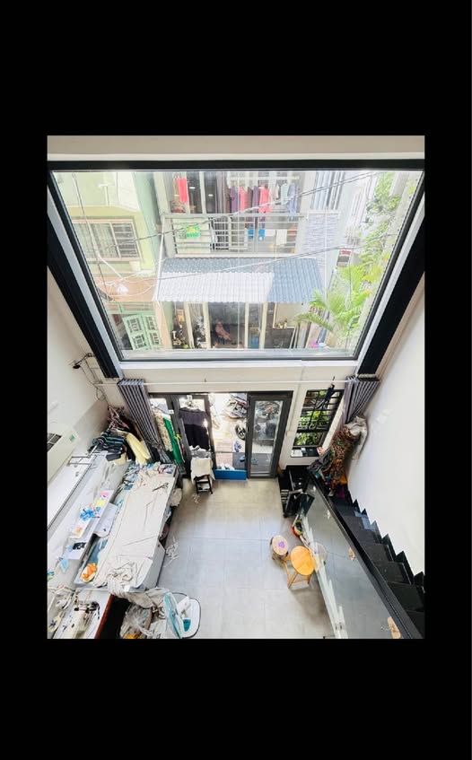 Nhà 4 tầng Lý Thái Tổ, Quận 3, Diện tích 100m² - Đầu tư sinh lời ngay!