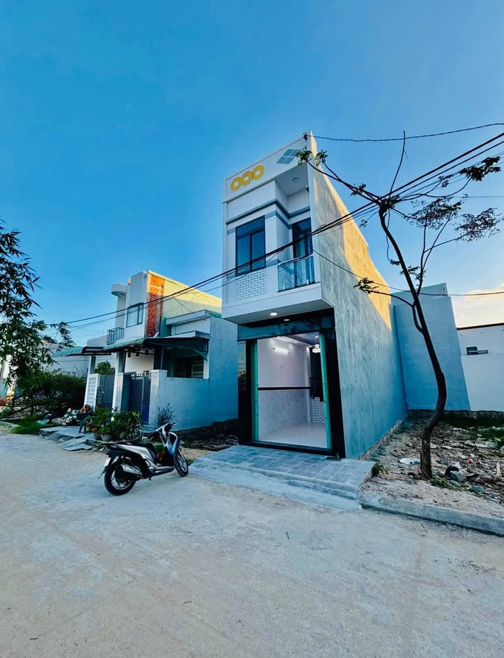 Nhà mặt tiền Chợ Dinh, Phường Nhơn Bình, 49m² giá 2.35 tỷ - Sẵn sàng dọn về ở ngay!