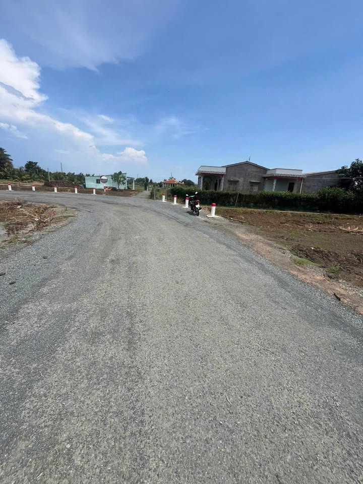 Đất ONT Mặt tiền đường Nguyễn Văn Thanh, Tân Trụ 153m² giá 750 triệu - Đầu tư sinh lời ngay!