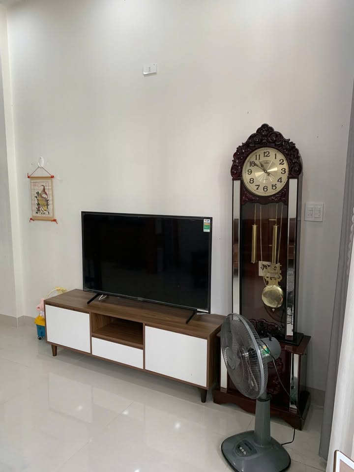 Nhà mặt tiền khu Gara Quyền, Tây Sơn, 80m² giá 5.5 tỷ - Kinh doanh thuận lợi!