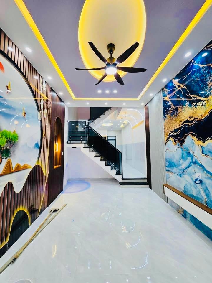 Nhà 3 tầng mặt tiền Huỳnh Thúc Kháng, Quy Nhơn 72m² giá 6 tỷ - Cơ hội đầu tư sinh lời!