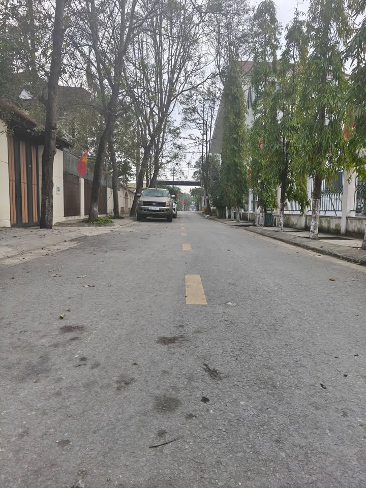 Lô đất đẹp tại phường Hưng Lộc, TP Vinh 95m² giá 4.35 tỷ - Đường rộng 7m thông thoáng!