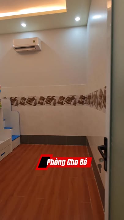 Nhà Vườn 262m² tại Long Thượng giá 3.3 tỷ - Sổ hồng riêng, sân vườn thoáng mát!