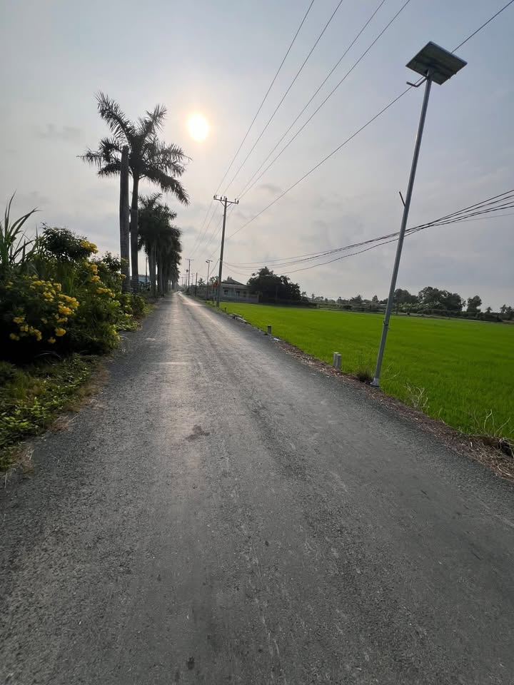 Đất thổ cư xã Mỏ Công 210m² giá 950 triệu - Sổ đỏ chính chủ, tiện ích đầy đủ!