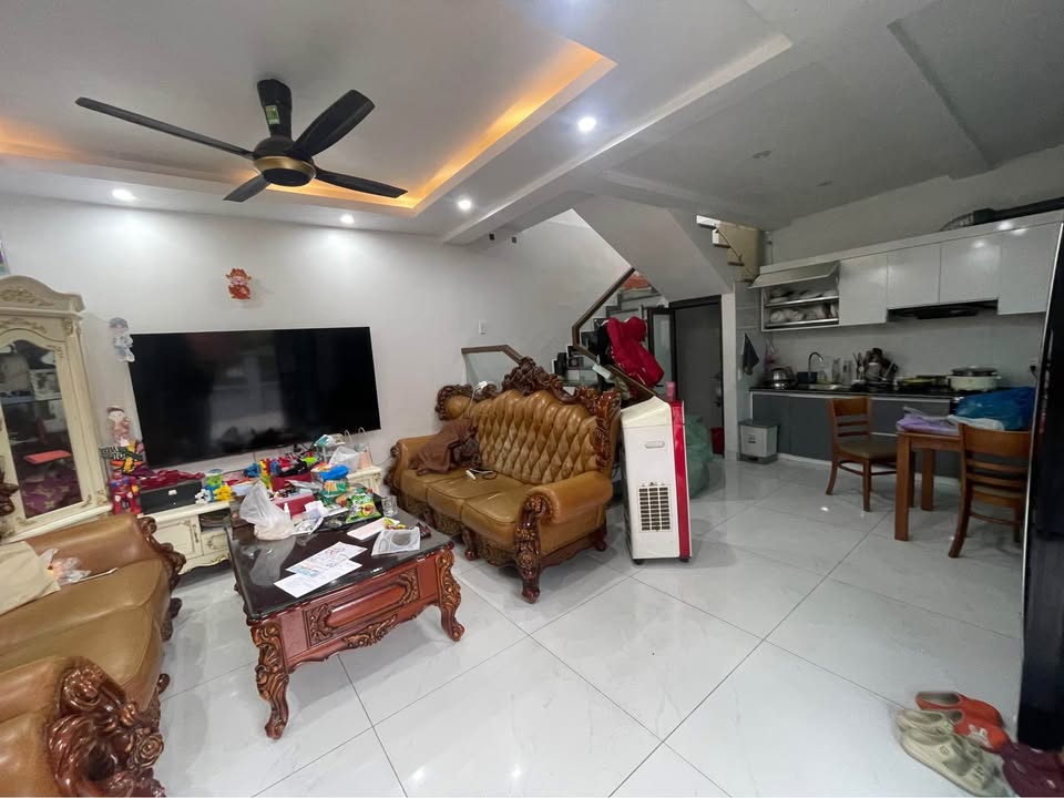 Nhà Phố Bùi Thị Tự Nhiên, Hải An, 40m² giá 2.75 tỷ - Chính chủ bán gấp!