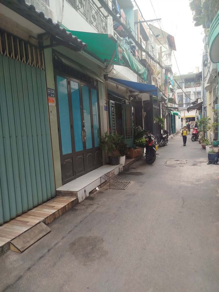 Nhà hẻm xe hơi 4m Nguyễn Văn Lượng, 21m² giá 3 tỷ - Đầu tư sinh lời ngay!