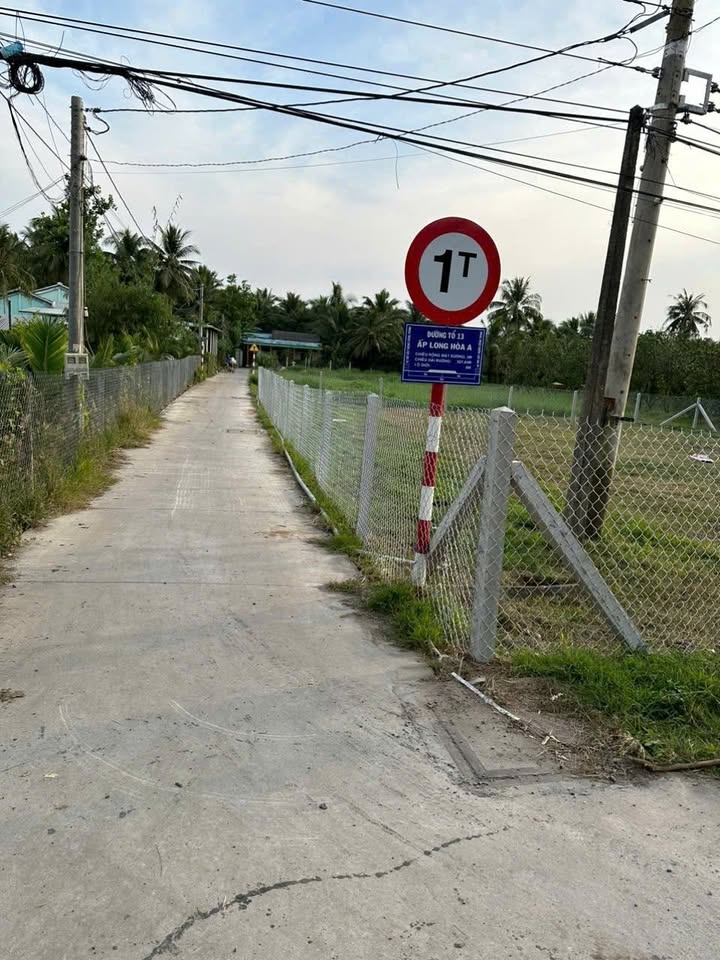 Đất nền Long Hòa A, TP. Mỹ Tho, 80m² giá 450 triệu - Cơ hội đầu tư tuyệt vời!