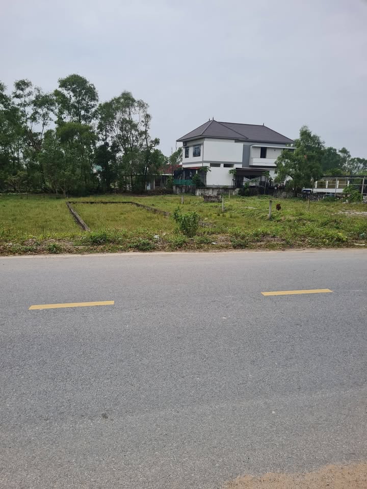 FrontHouse Nguyễn Trãi 210m² giá 1.3 tỷ - Hướng Đông tài lộc!