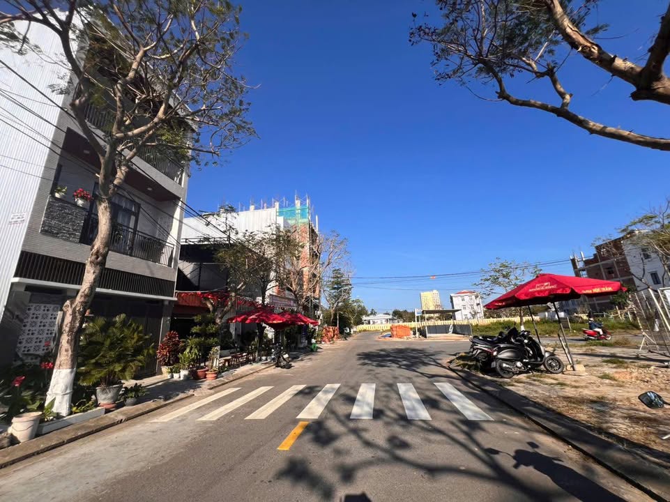 Đất nền Khuê Mỹ Đà Nẵng 87m² giá 7 tỷ - Kẹp cống, hai mặt thoáng!