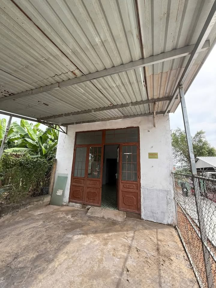 Nhà cấp 4 cho thuê tại ngã 3 Sở Gà, Thủ Dầu Một - Giá chỉ 3 triệu/tháng!