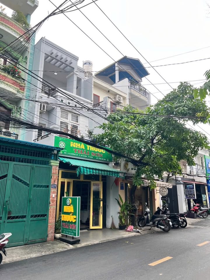 Bán nhà mặt tiền Đường số 28, Phường 6, Gò Vấp, 72m² giá 11.2 tỷ - Đang cho thuê thu nhập ổn định!