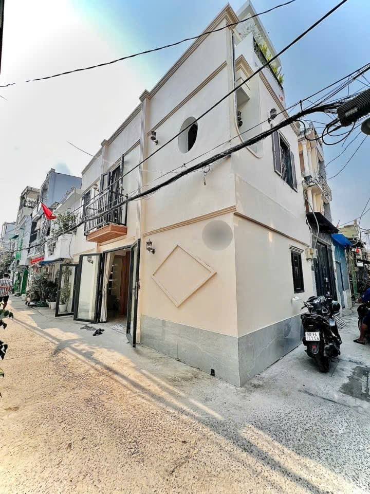 Nhà Gò Vấp 32m² giá 4.68 tỷ - Thiết kế mới, nội thất cao cấp!