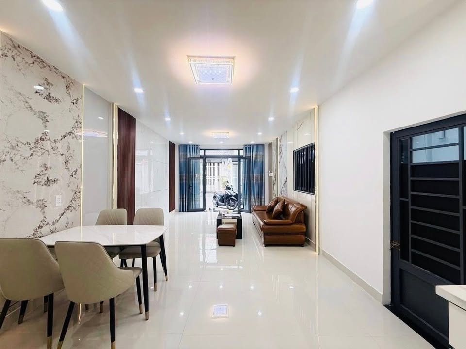 Nhà mặt tiền hẻm kinh doanh Bùi Hữu Nghĩa, Bình Thạnh 40m² giá 8 tỷ - Đầu tư sinh lời ngay!