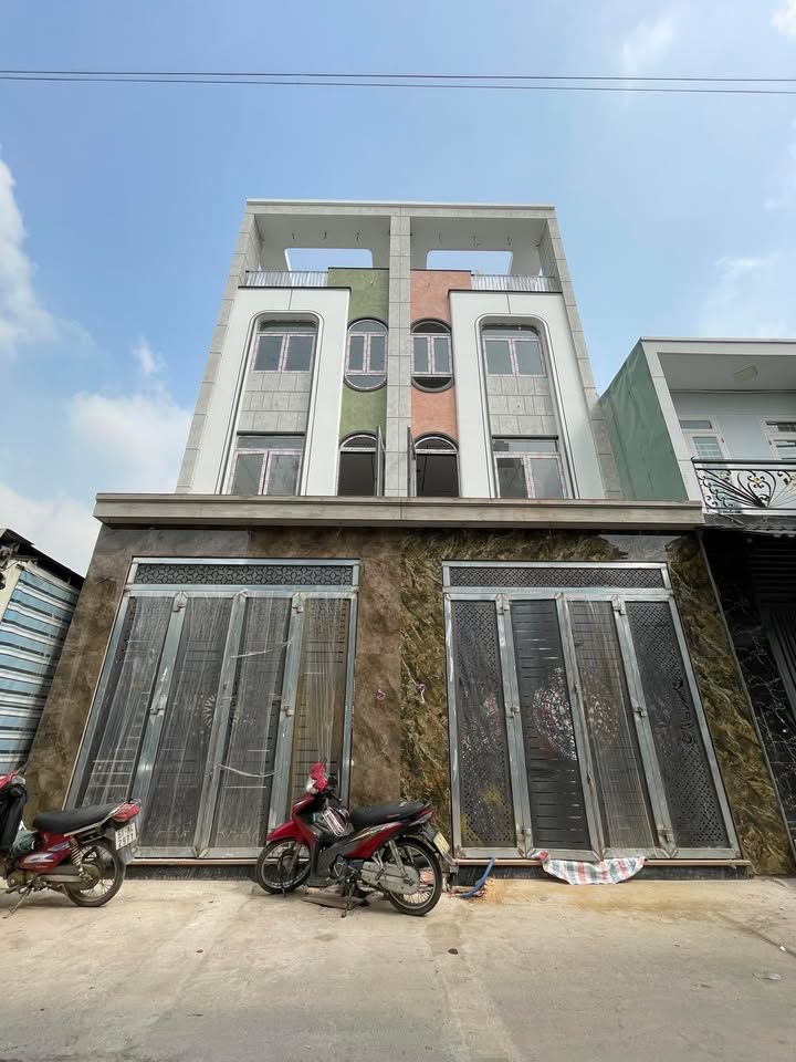 Nhà mới 3,5 tấm hẻm xe hơi Đường Ao Đôi, 40m² giá 4,5 tỷ - Dọn vào ở ngay!