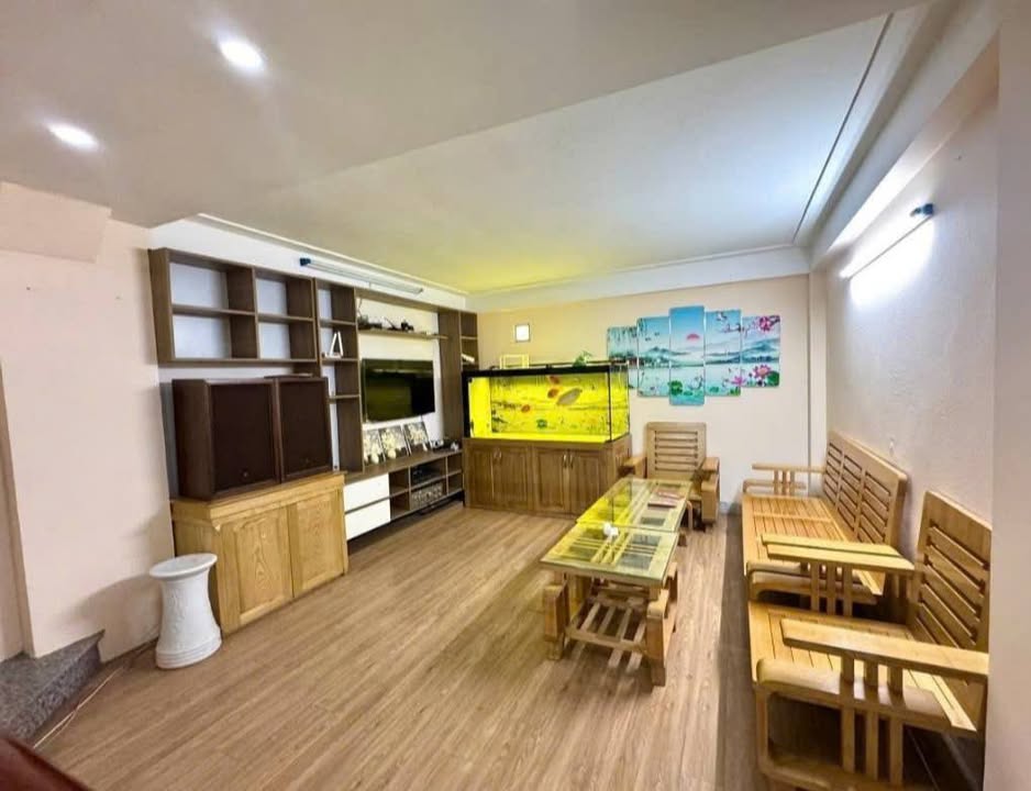 Nhà 5 tầng Tây Mỗ 40m² giá 7.15 tỷ - Vị trí gần Vinsmart City