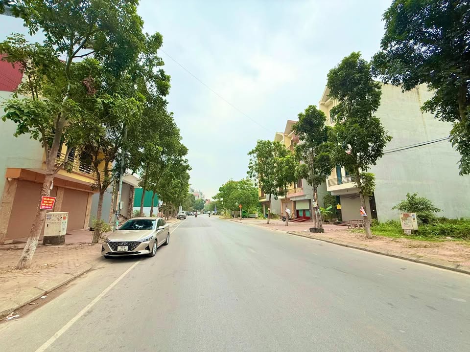 Lô đất đẹp Đường Nguyễn Quyền, Bồ Sơn 72m² giá 11 tỷ - Cơ hội đầu tư hiếm có!