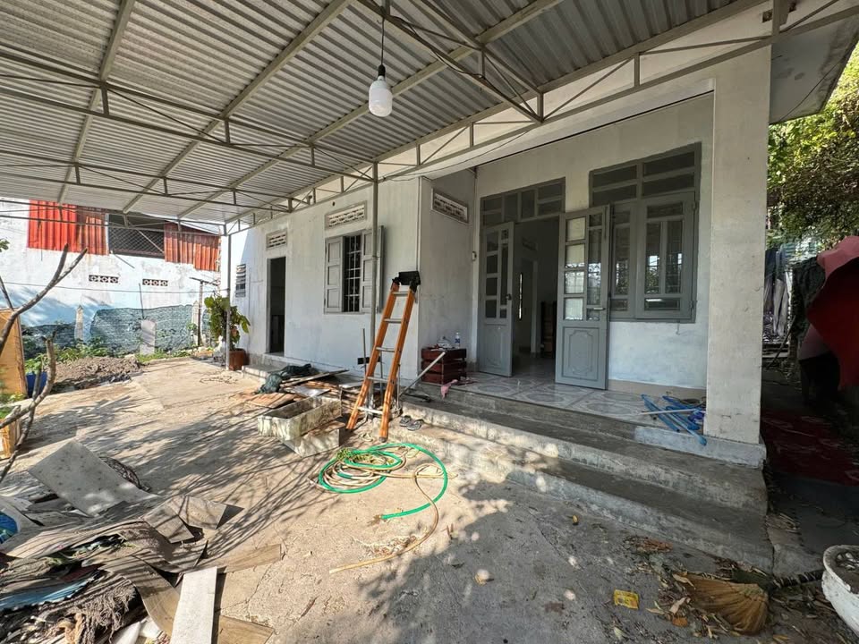 Nhà vườn hem ô tô Nguyễn Khắc Viện Nha Trang 300m² giá 10.6 tỷ - Cơ hội đầu tư hấp dẫn!