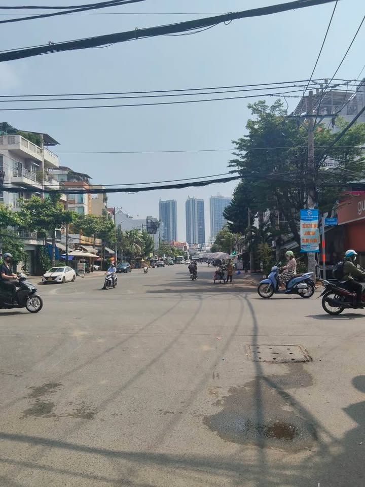 Nhà 5 tầng Tân Kiểng 418m² giá 9 tỷ - Đầu tư sinh lời ngay lập tức!